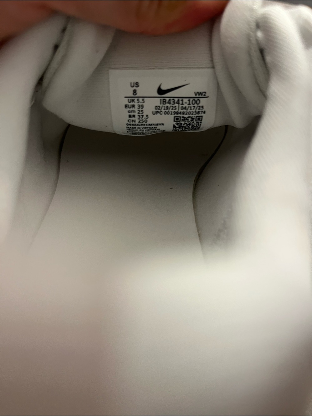 Nike Air Max Nuaxis SE White Metallic Sliver Women's Shoe Size 8 IB4341-100 - Picture 10 of 11